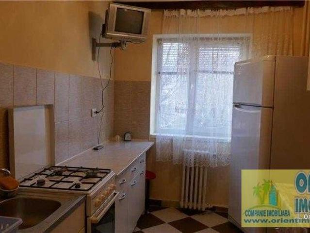 Dacia, apartament 3 camere la vanzare, etaj 2, vanzari Constanta