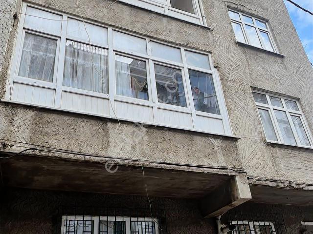 Daha İyi Konum Yok Kirazlı Metrosunun Hemen Yanında Satılık Bina