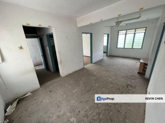 Dahlia Apartment, Putra Perdana