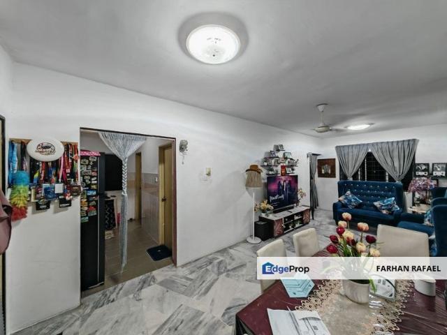 Dahlia Apartment, Subang Perdana