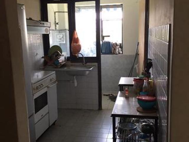 Dahlia Duplix Apartment Walking Distance to Cempaka Lrt