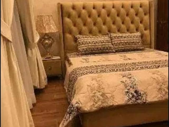 Daily basis 1 bed flat Lahore Bahria Town ID 81825