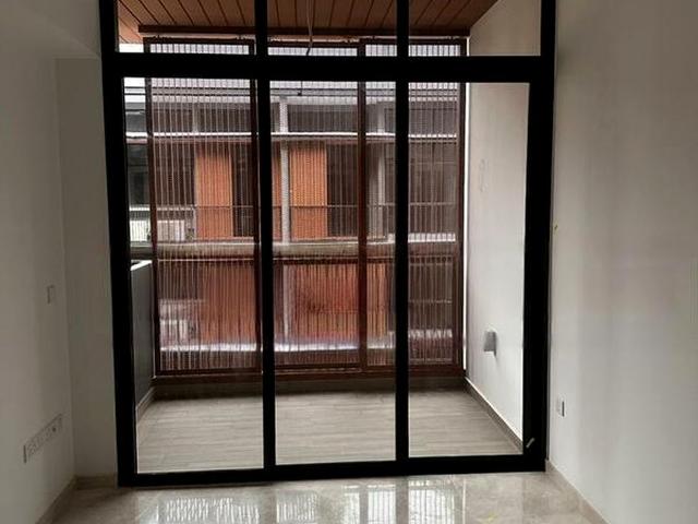 Daintree Residence D21, Condominium