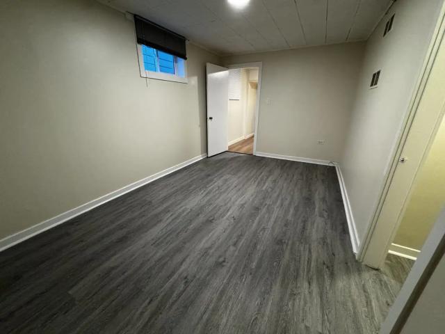 Dainty Inner City 1 Bedroom Basement Suite