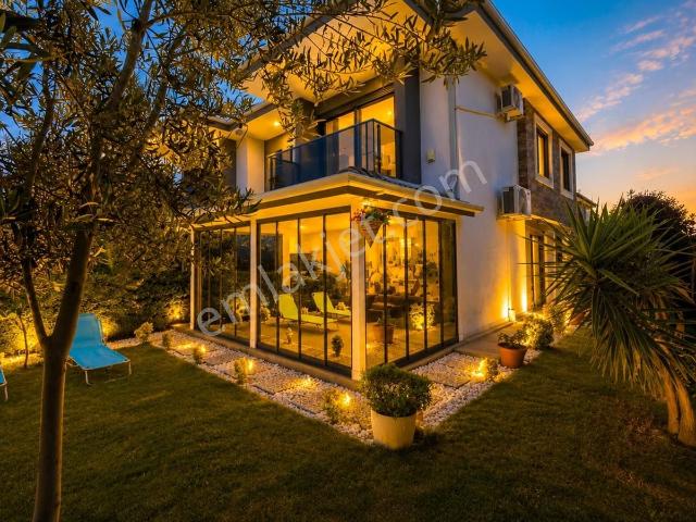 Daire Parasına ! Full Eşyalı Manzaralı Satılık Villa | Davutlar