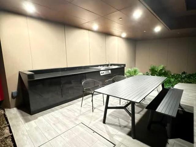 Dairy Farm Residences D23, Apartment