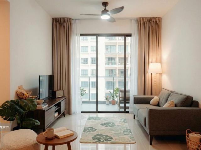 Dairy Farm Residences D23, Apartment