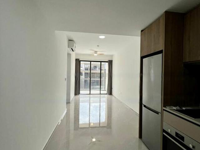 Dairy Farm Residences D23, Apartment