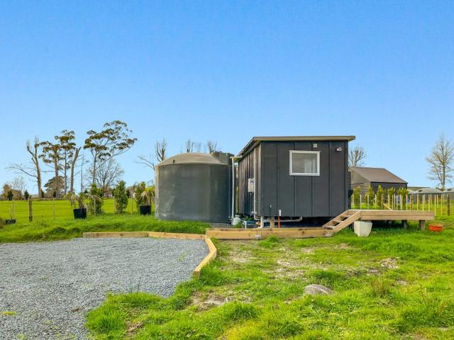 dairy flat, 1 bedroom
