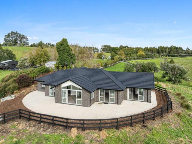 dairy flat, 5 bedrooms