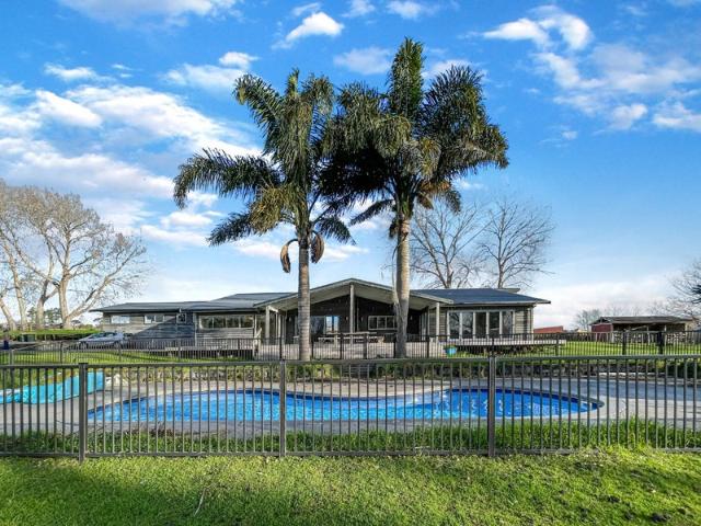 dairy flat, 5 bedrooms