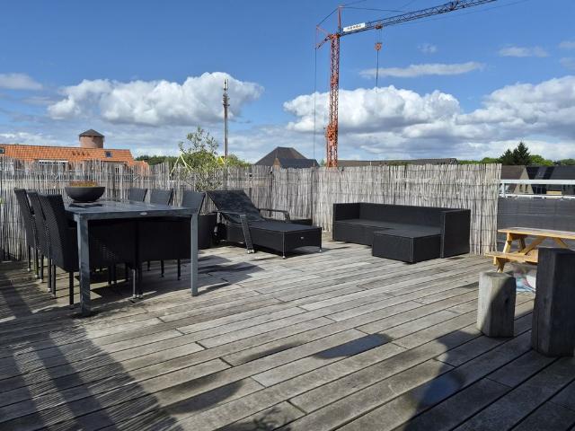 Dakappartement met ruim terras en 2 slaapkamers