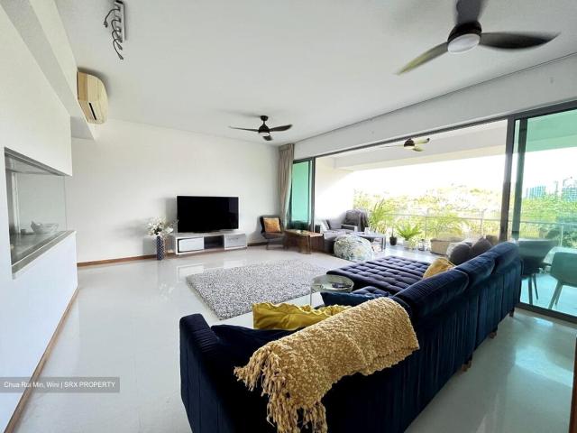 Dakota Residences D14, Condominium