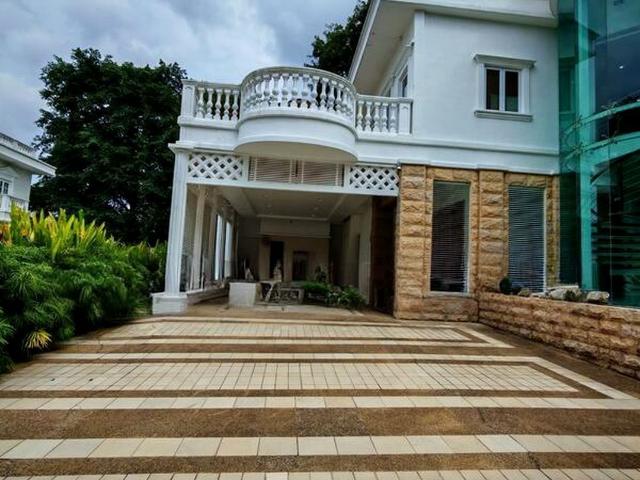 Dalvey Villas D10, Detached