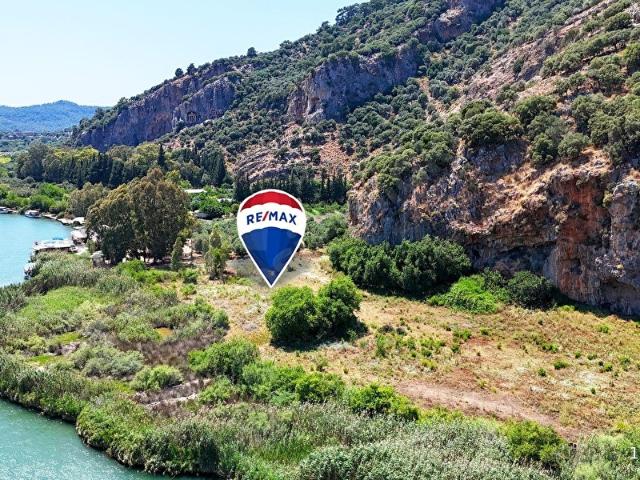 Dalyan Kaunos Kral Mezarlıkları Altında 5.212m2 Satılık Tarla