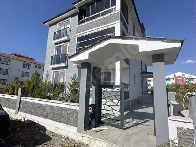 Dalaman Merkezde 3+1 Sıfır Bahçeli Müstakil Daire