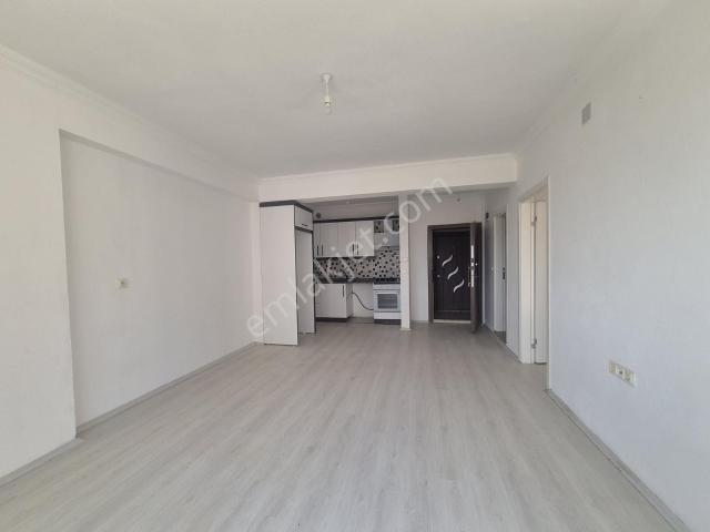 Dalaman Altıntas'ta Cadde Üzeri Kiralık 1+1 Daire
