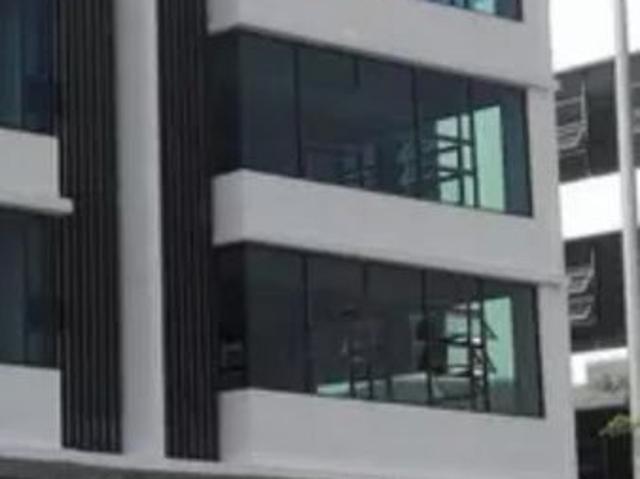 D'ALPINIA BUSINESS PARK