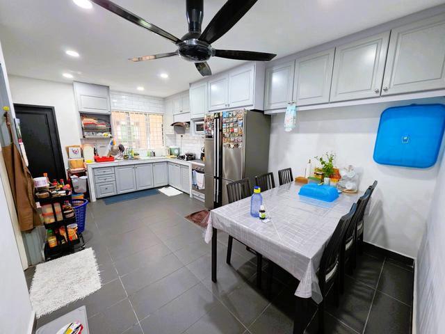 DAPUR LUAS CANTIK RENO 2 Storey Taman Puchong Utama Puchong