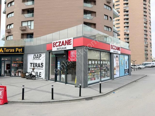 Dap Teras Kulede Kiracılı Satılık Dükkan