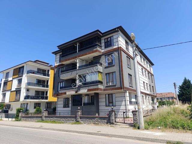 Darıcı Mh.'de Otogara Yakın 95 M² 2+1 Satılık Daire