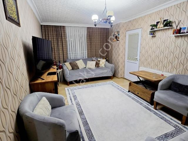Darıca' Da Satılık Uygun Fiyata 2+1 Ara Kat Daire