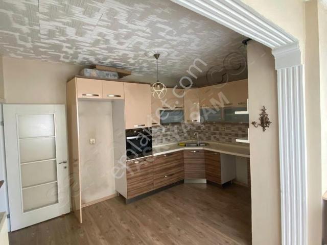 Darıca Kazımkarabekir Mah. Geniş Ve Kullanışlı 3+1 Satılık Daire