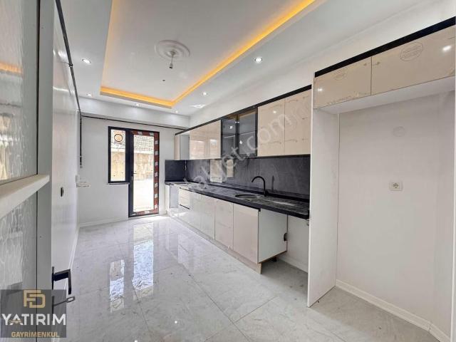 Darıca Marmaray Durağı Yakını 3+1 120 M2 Ara Kat Daire Fırsatı