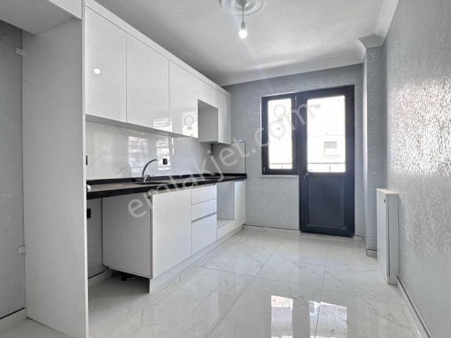 Darıca Marmarayın Yakının Da 4+1 220m2