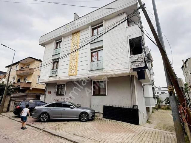 Darıca Nenehatun Mahallesinde Satılık 3+1 Ara Kat Daire