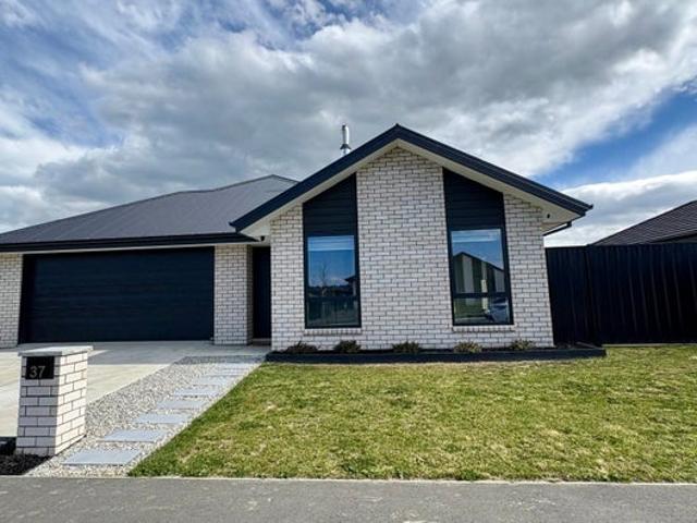 darfield, 3 bedrooms
