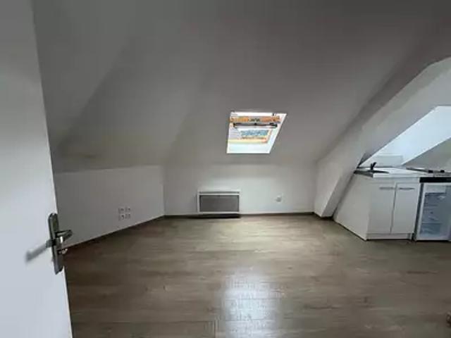 Darnétal 76160 Location appartement 2 pièces t2 au dernier étage