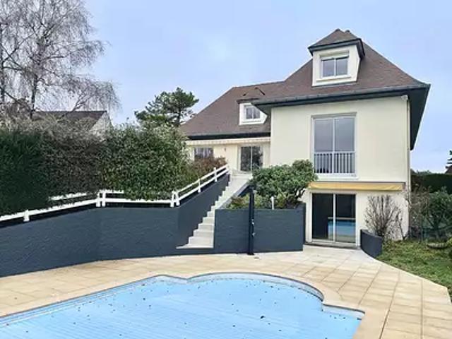 Darois 21121 Achat / Vente maison 9 pièces t9 au dernier étage cave