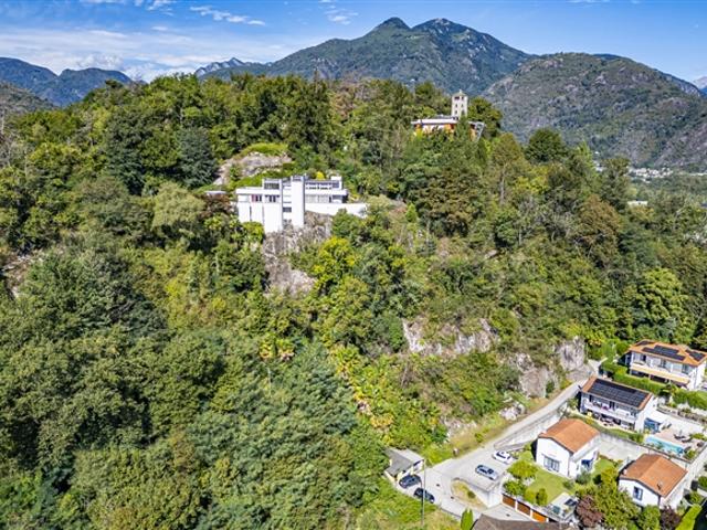 Das Haus auf dem Felsen“ mit atemberaubendem Blick auf den See