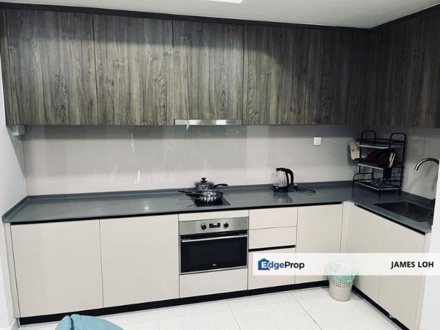 Datum Jelatek Residence