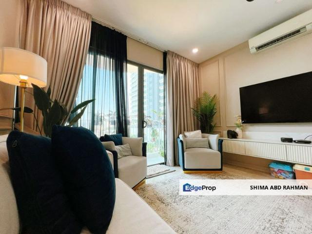Datum Jelatek Residence