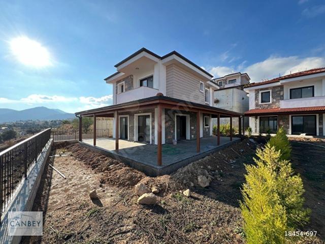 Datça Burgaz'da Panoramik Deniz Manzaralı 5+1 Lüks Villa
