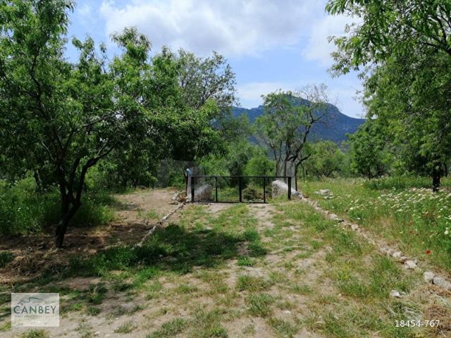 Datça Cumalı Mah. Etrafı Tel Çit İle Çevrili 1339 m2 Bademlik