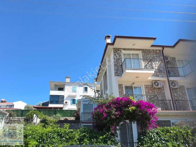 Datça Merkezde Kiralık 1+1 Bahçeli Daire