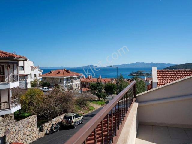 Datça Merkezde Satılık 3+1 Deniz Manzaralı Dubleks Daire