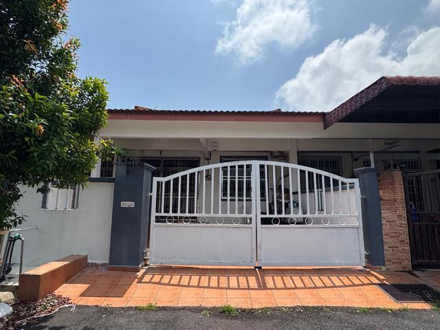 Dataran Segar Lukut House Sale