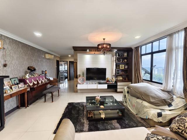 Datin Halimah Larkin Town Area Fully Furnished HighEnd Renovated