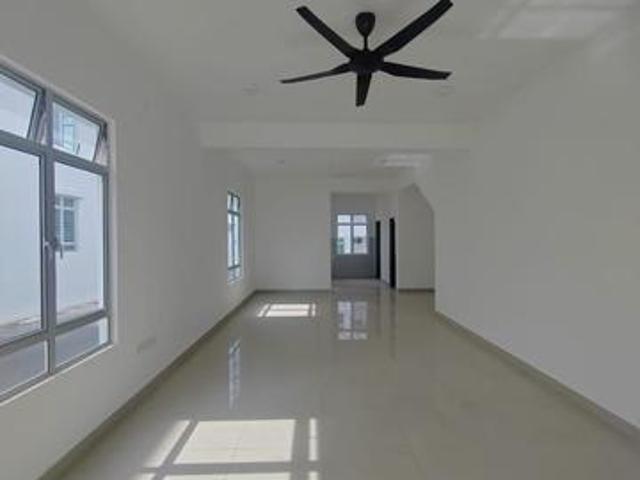 Dato Onn Perjiranan 14 Double Storey House New Unit For Rent