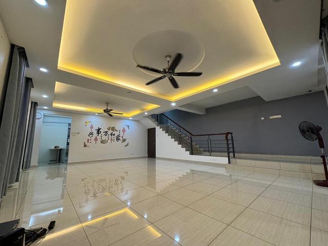 dato onn perjiranan 11 superlink endlot 24x70 4 bathrooms