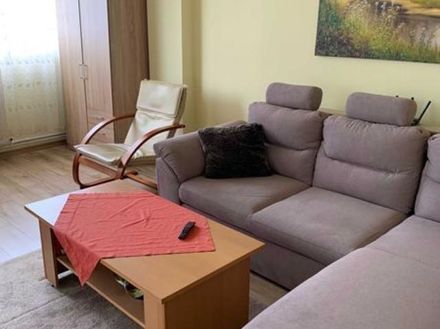 Dau in chirie apartament 2 camere decomandat 64mp etaj 2/9