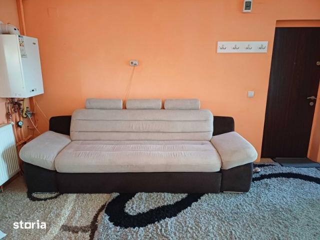 Dau in chirie apartament 2 camere in Cluj N
