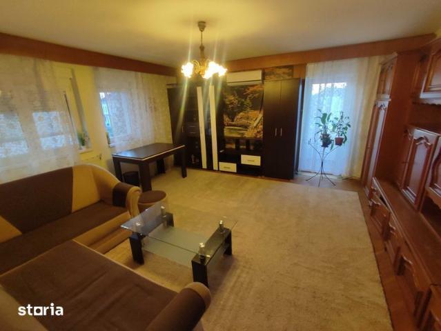 Dau in chirie apartament 4 camere ultracentral