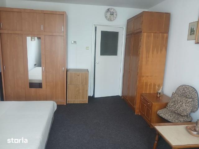 Dau in chirie apartament cu o camera