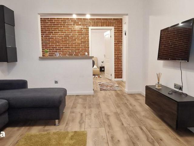 Dau in chirie apartament doua camere zona Marul de Aur