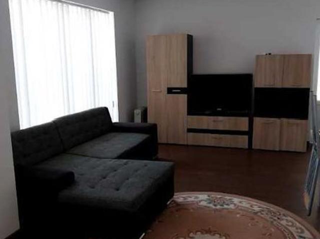 Dau in chirie apartament in Seini